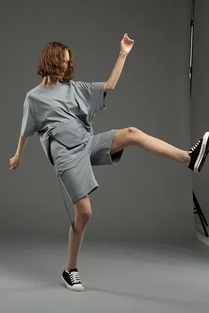 Поясная сумка W1, серая заказать онлайн со своим дизайном в РПК КБ с доставкой и скидками