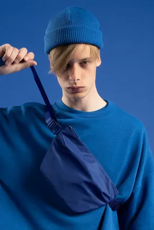 Поясная сумка W1, синяя заказать онлайн со своим дизайном в РПК КБ с доставкой и скидками