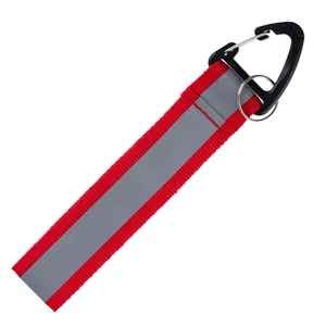 Светоотражающий брелок Flashline, серый с красным заказать онлайн со своим дизайном в РПК КБ с доставкой и скидками