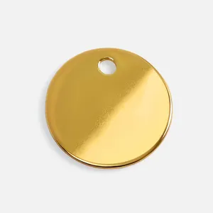 Шильдик металлический Alfa Sirkel, золотистый глянцевый заказать онлайн со своим дизайном в РПК КБ с доставкой и скидками