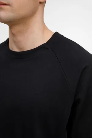 Футболка оверсайз унисекс Avenu, черная заказать онлайн со своим дизайном в РПК КБ с доставкой и скидками