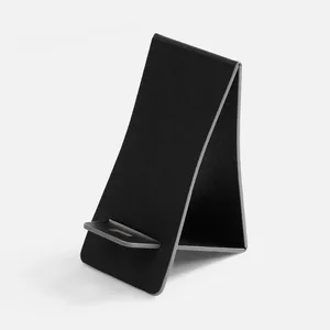 Подставка для телефона Petrus, черная заказать онлайн со своим дизайном в РПК КБ с доставкой и скидками