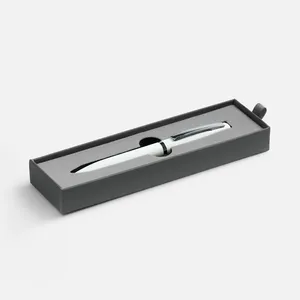 Ручка шариковая Bolt Soft Touch в футляре, белая заказать онлайн со своим дизайном в РПК КБ с доставкой и скидками