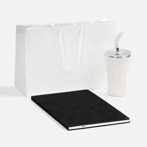 Набор Urban Packet, белый с черным заказать онлайн со своим дизайном в РПК КБ с доставкой и скидками