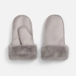 Варежки Severin, бежевые заказать онлайн со своим дизайном в РПК КБ с доставкой и скидками