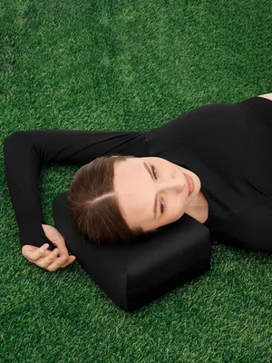 Подушка CampChamp, черная заказать онлайн со своим дизайном в РПК КБ с доставкой и скидками