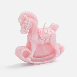 Свеча фигурная «Лошадка-качалка», розовая заказать онлайн со своим дизайном в РПК КБ с доставкой и скидками