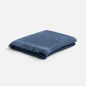 Плед вафельный Elenglect, темно-синий заказать онлайн со своим дизайном в РПК КБ с доставкой и скидками